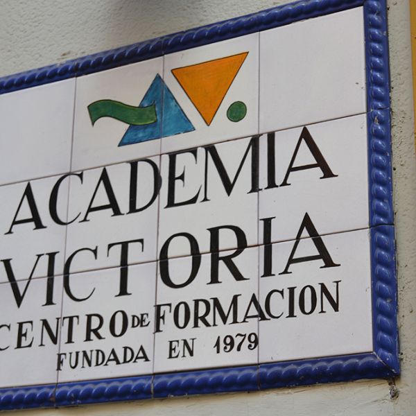 academia victoria fundacion